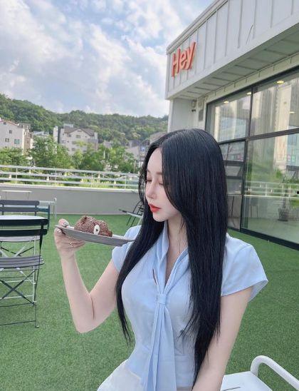 网红优雅怎么了,揭秘网络红人背后的优雅魅力