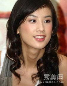 光明星化妆师,打造时尚妆容的艺术之旅