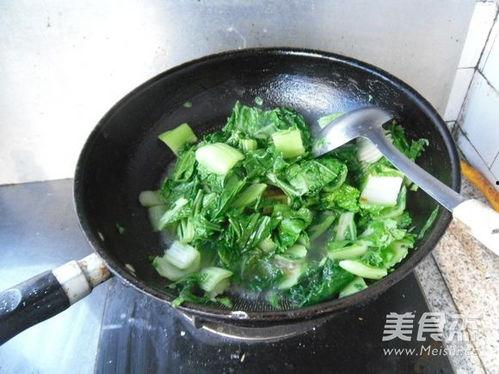 青菜头条状怎么烧腊肉,家常美味新尝试