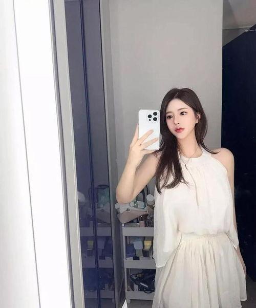 网红美女写真馆,光影交织下的美丽瞬间