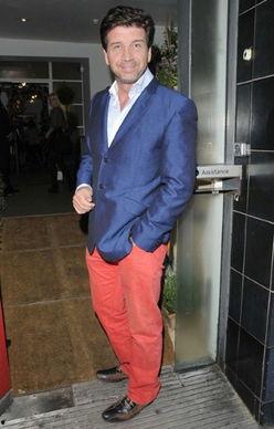 网红裤子男秋季穿搭,网红裤子男款，演绎时尚新风尚