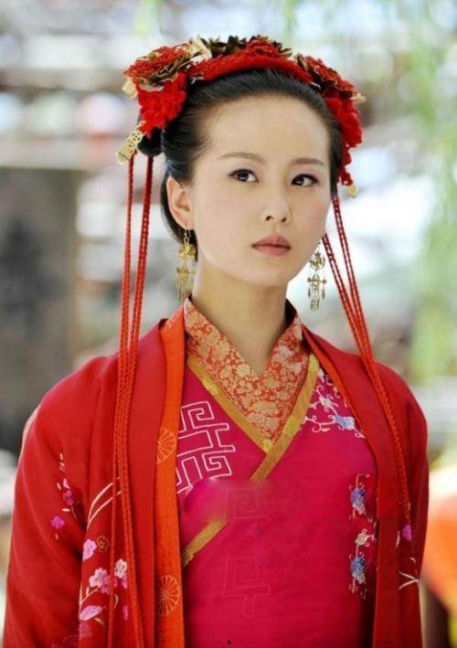 明星古装红衣成亲小说,古装红衣佳人成亲传奇