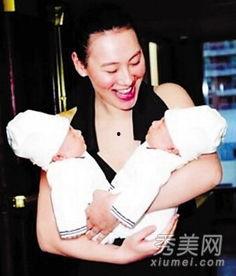 明星人工受孕双胞胎,人工受孕成就幸福家庭