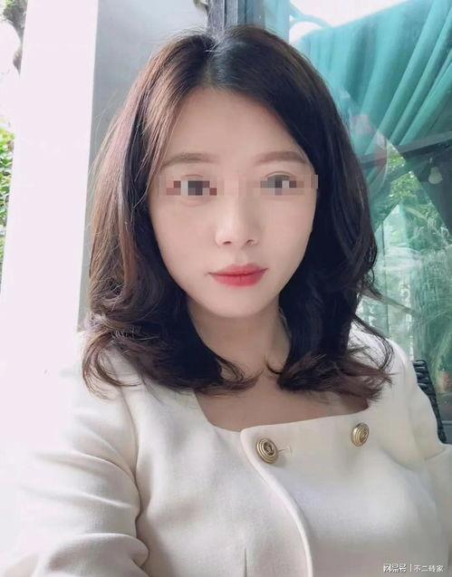 娱乐吃瓜头像女生图片,揭秘娱乐圈美女吃瓜瞬间