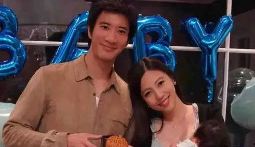 娱乐圈搬板凳吃瓜视频,揭秘搬板凳吃瓜背后的精彩瞬间